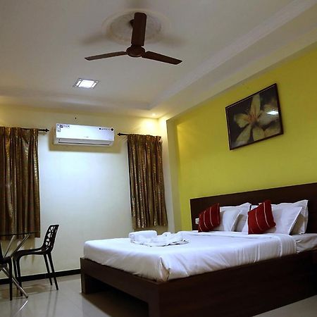 Landmaark Hotels ทีรุปปูร์ ภายนอก รูปภาพ