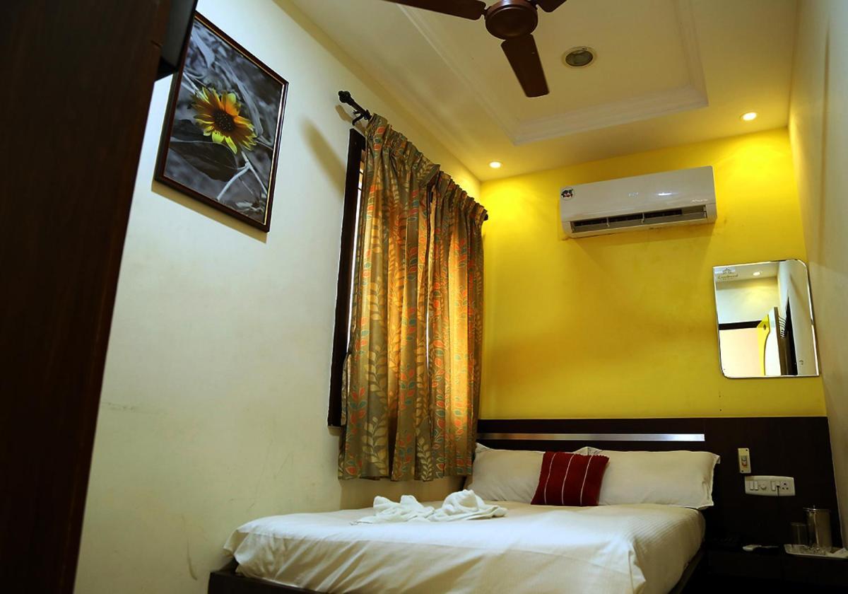 Landmaark Hotels ทีรุปปูร์ ภายนอก รูปภาพ